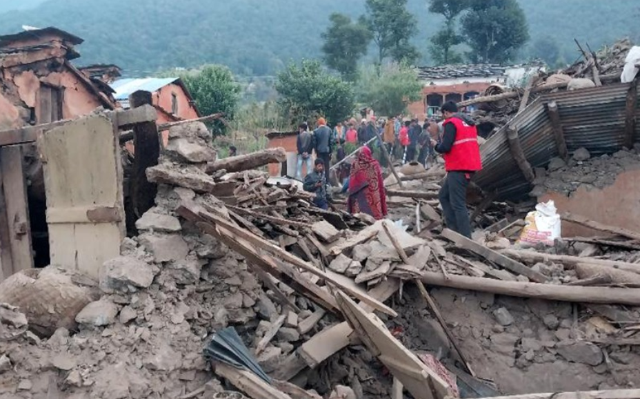 'Earth trembled in many places in Nepal country due to earthquake, news of d'